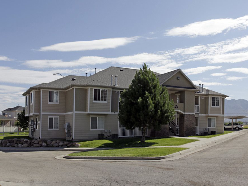 Building Exterior | Spring Hollow Apartments in West Jordan, UT