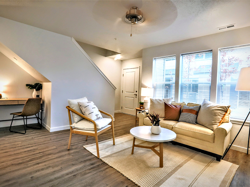Living Room and Desk Nook | Amazon Falls Townhomes in Eagle, ID