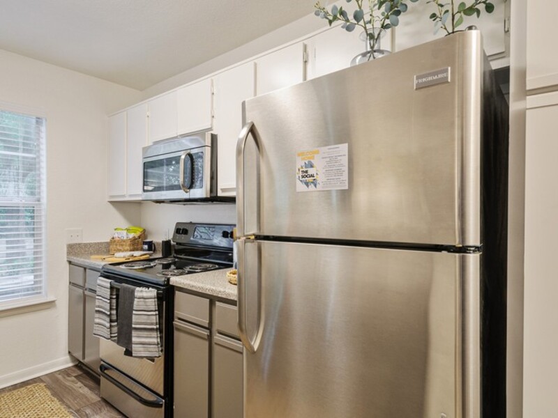 Kitchen Appliances | The Social 1600 Student Living in Tallahassee, FL