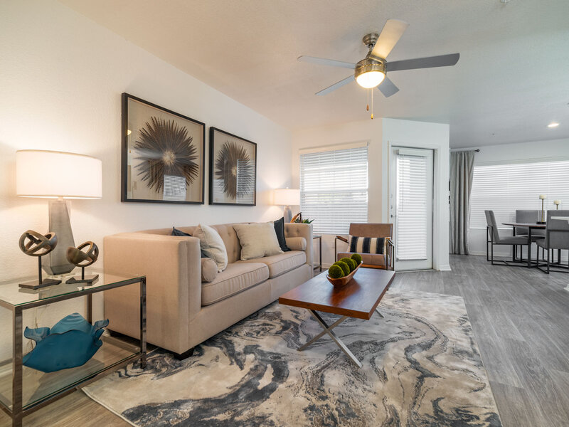 Living Room | La Ventana Apartments in Albuquerque, NM