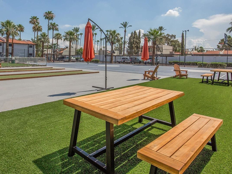 Outdoor Seating | Prados Apartments at Arcadia