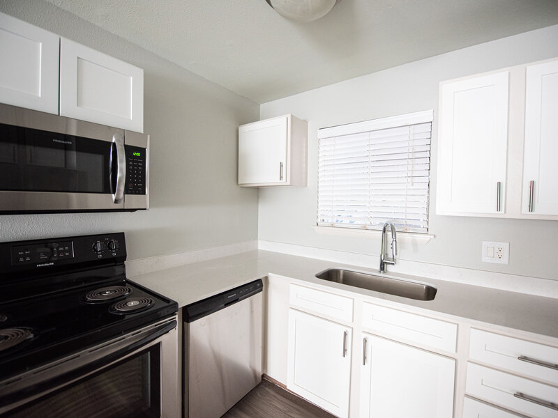 Large Kitchen | The Park Apartments in Bountiful, UT