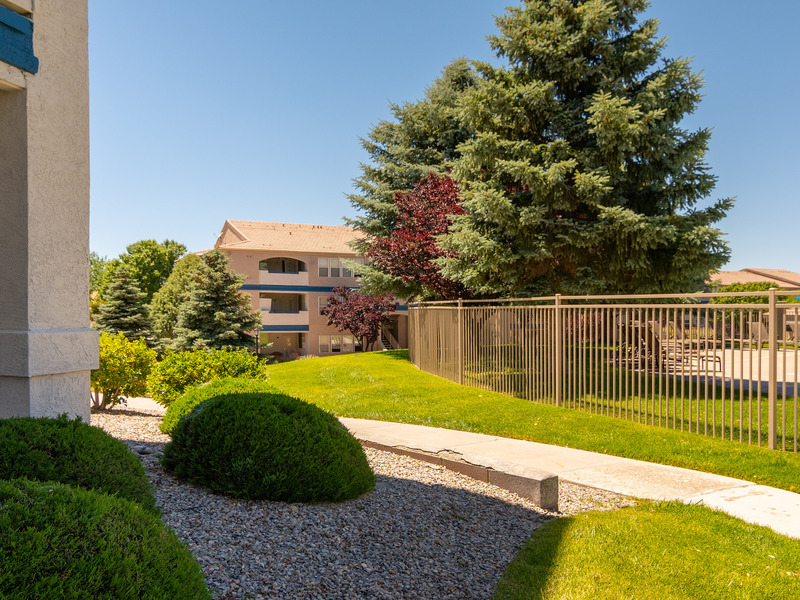 Walking Paths | Allegro at Tanoan Apartments in Albuquerque, NM
