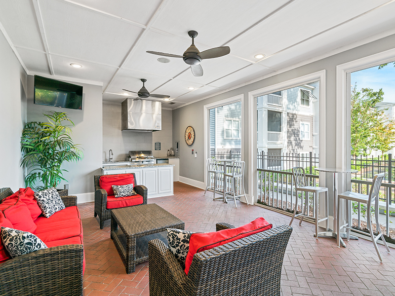Outdoor Seating | Latitude at Wescott