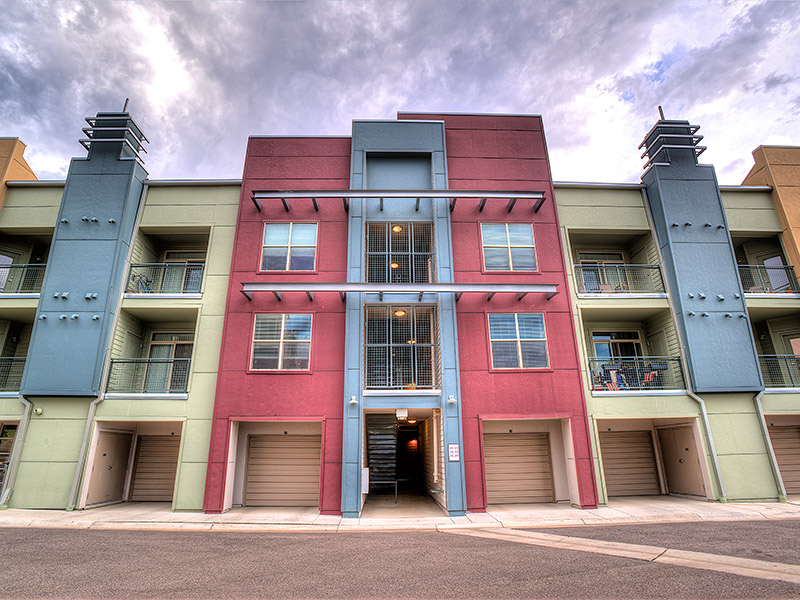 Exterior | Arista Flats