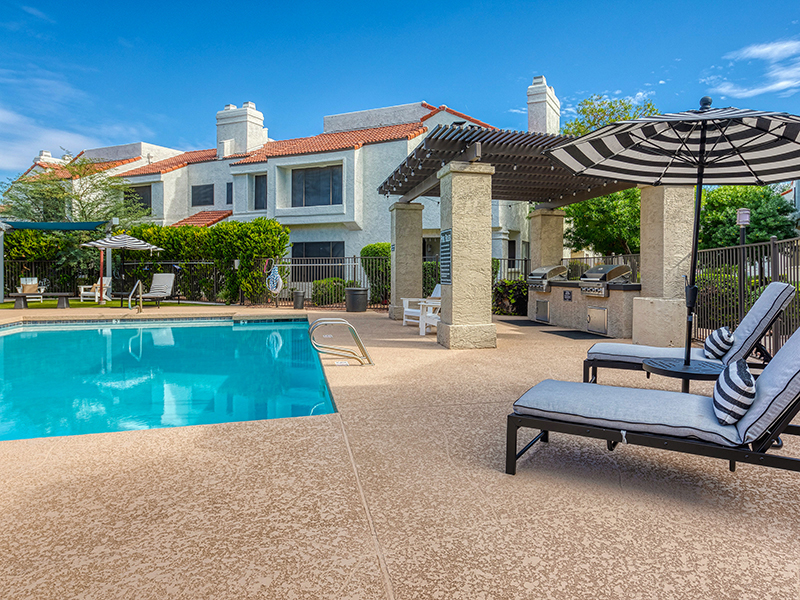 Swimming Pool | Talavera Apartments in Tempe, AZ