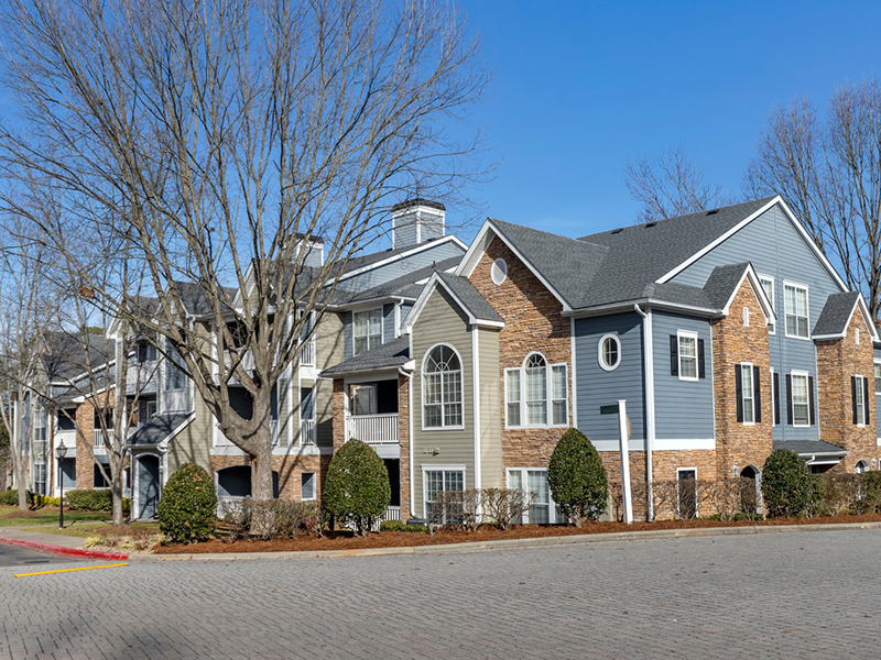 Apartment Exterior | Piedmont at Ivy Meadows Apartments in Charlotte, NC