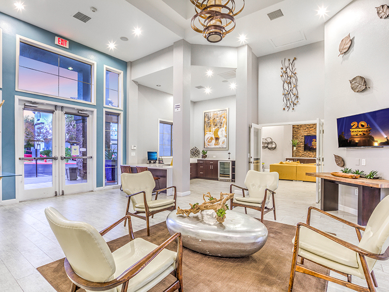 Lounge | Tribeca North Luxury