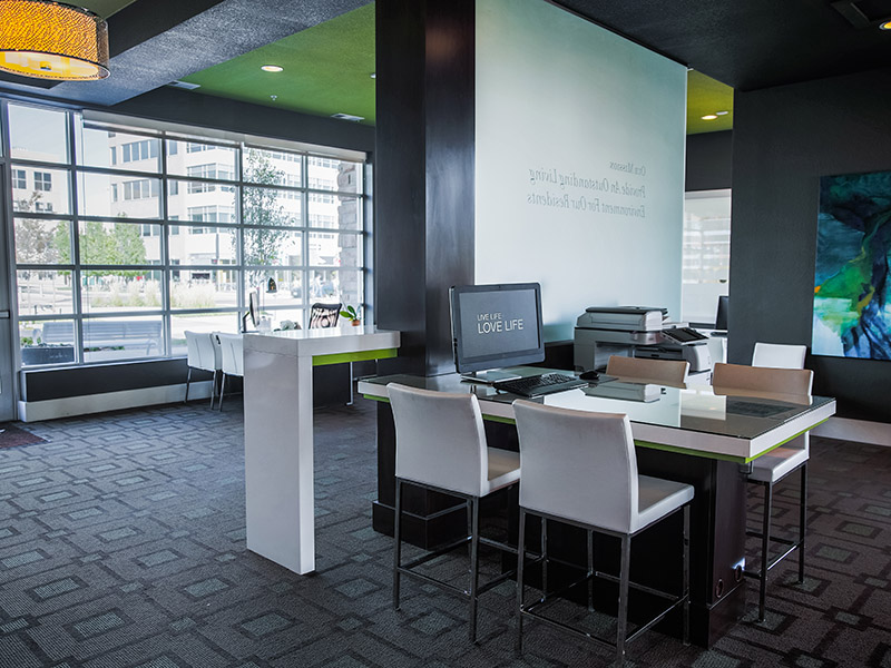 Leasing Center | Arista Flats