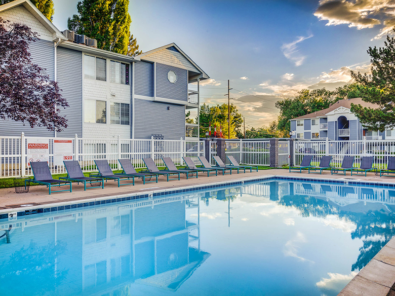 Apartments in Midvale with a Pool | Creekview Apartments in Midvale, UT