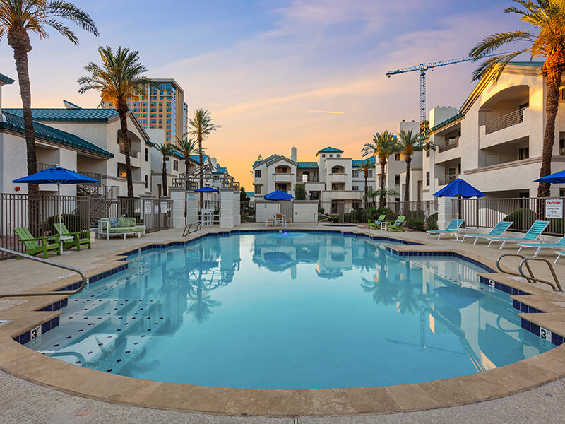Pool at Twilight | The Met at 3rd and Fillmore Apartments in Phoenix, AZ