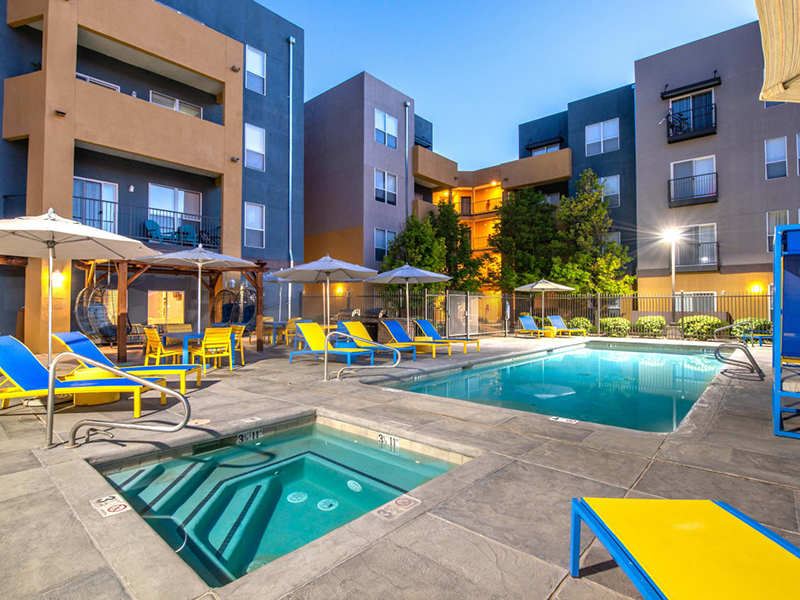 Apartments with a Pool | Solaire Apartments in Albuquerque, NM