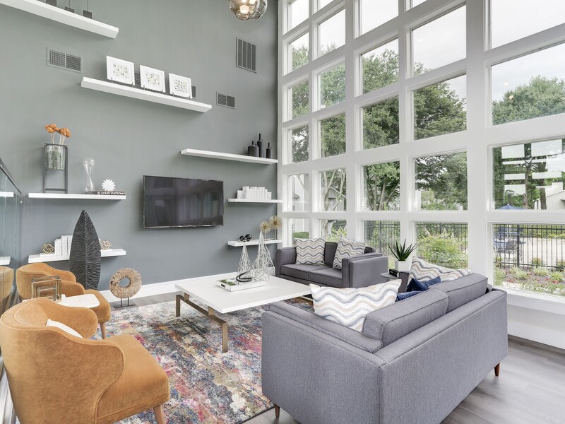 Clubhouse Lounge | The Madison at Eden Brook Apartments in Columbia, MD