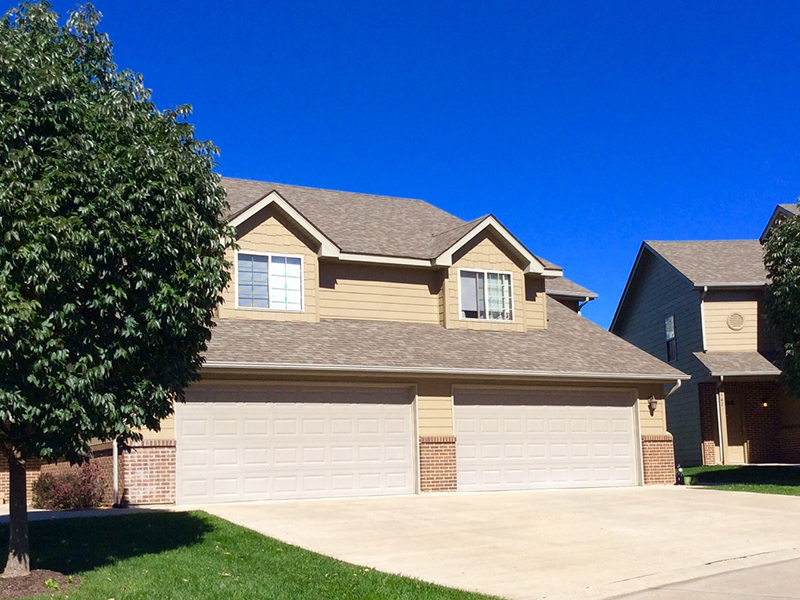 Garages | Cross Creek Villas
