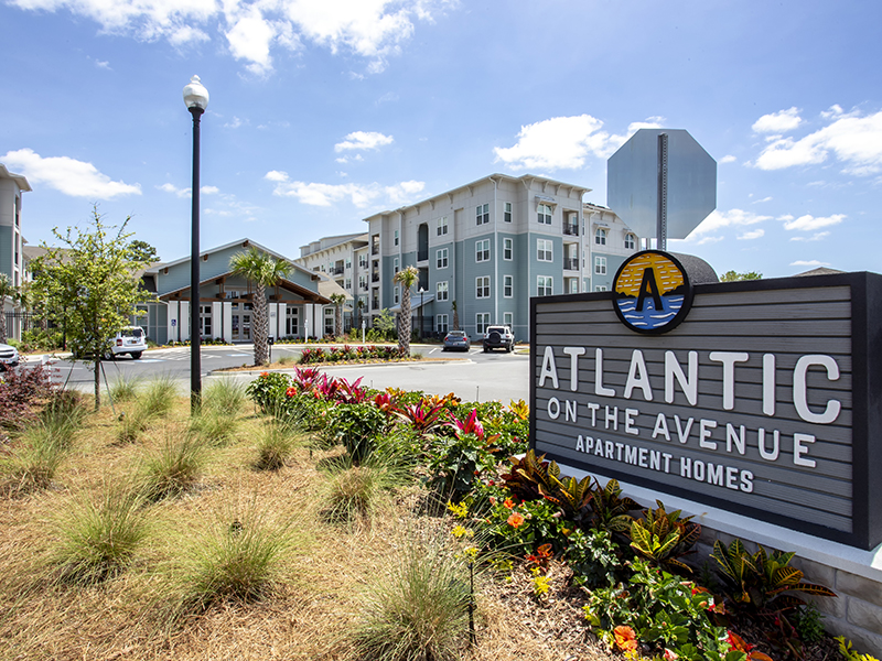 Monument Sign | Atlantic on the Avenue