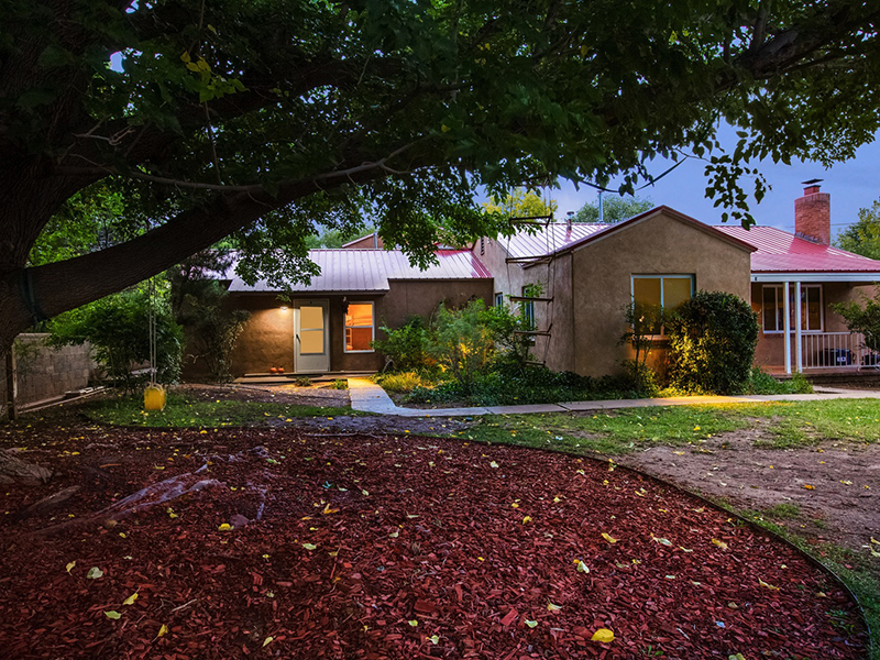 The Q @ Bosque Trails Apartments in Albuquerque, NM