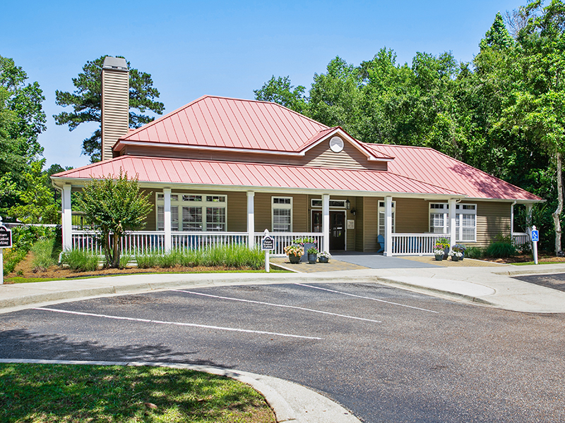 Inverness Lakes Apartments in Mobile, AL