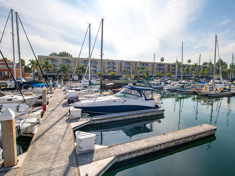 Harborside Marina Bay Apartments in Marina Del Rey, CA