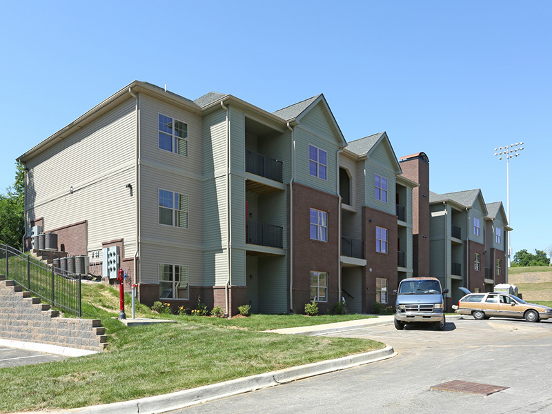 Academy Park Apartments in New Albany, IN