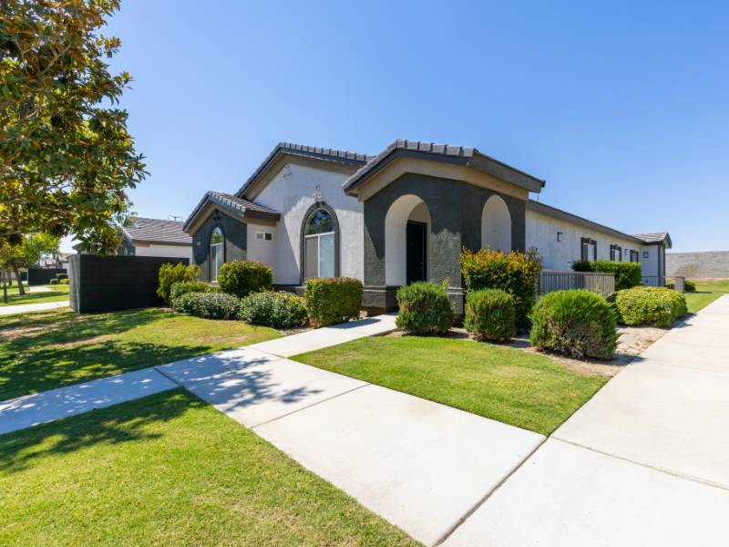Old River Place  in Bakersfield, CA