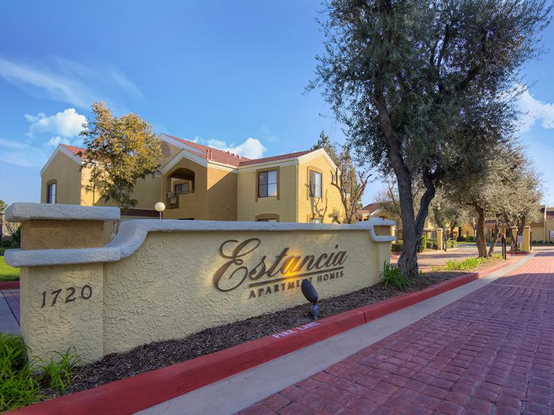 Estancia Apartments in Ontario, CA