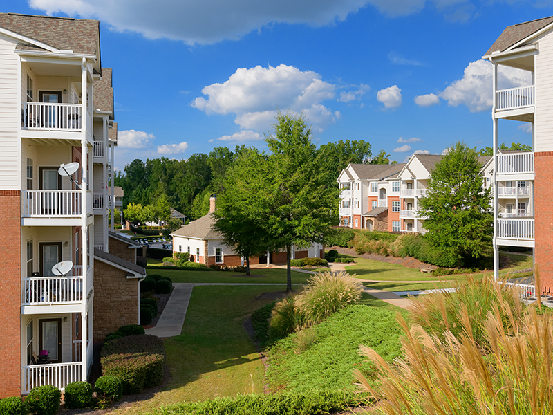 Colton Creek Apartments in McDonough, GA