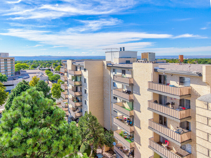 Uptown Square Apartments in Albuquerque, NM