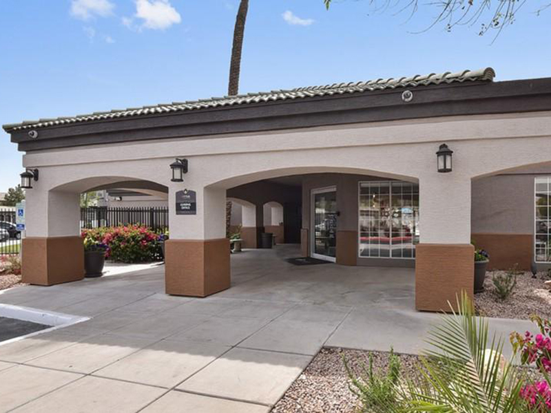 Luxe at Ocotillo Apartments in Chandler, AZ