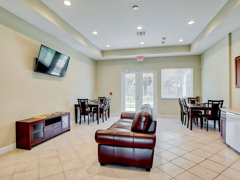 Seminole Gardens Apartments in Sanford, FL