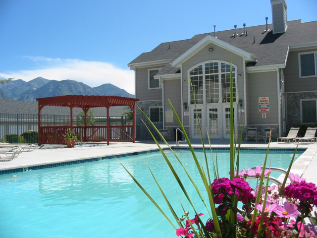 Country Springs Apartments in Orem, UT