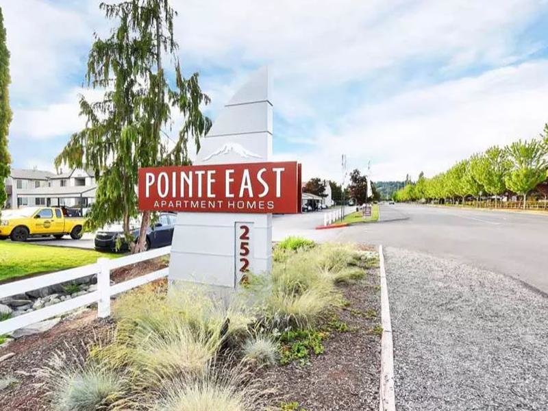 Pointe East Apartments in Fife, WA
