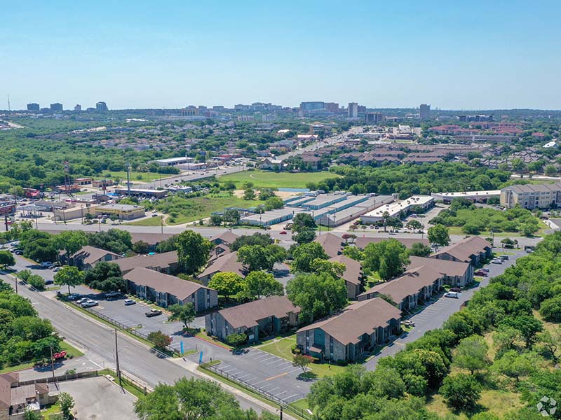 The Hills on Huebner Apartments in San Antonio, TX
