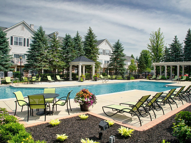 River Run at Naperville Apartments in Naperville, IL