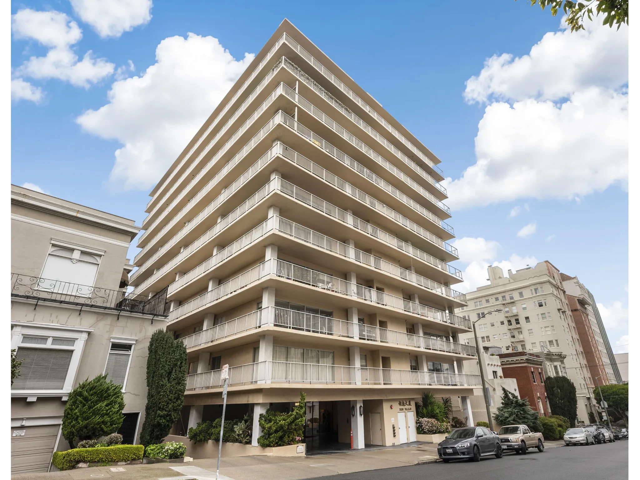 Vallejo Street  in San Francisco, CA