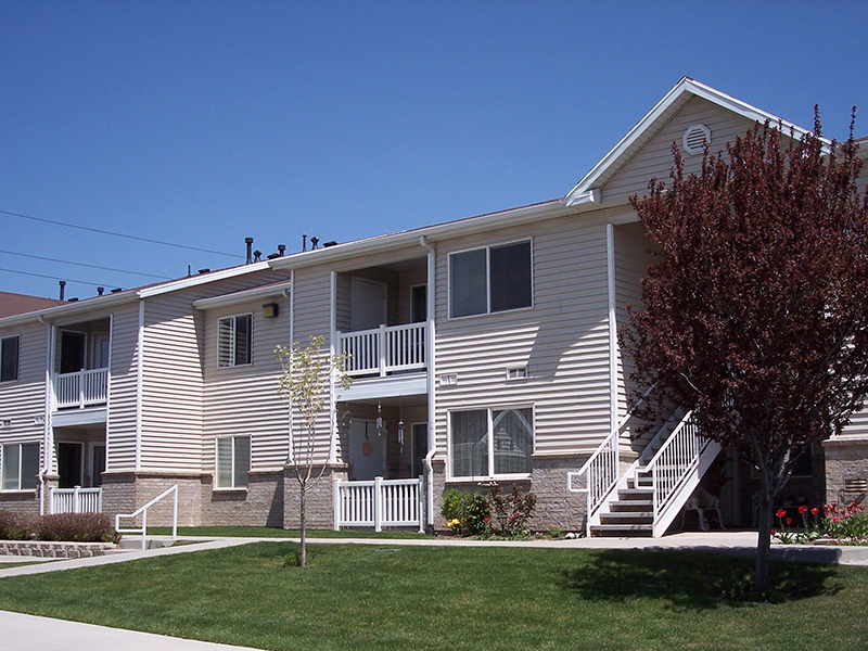 Meridian Heights Apartments in Sandy, UT