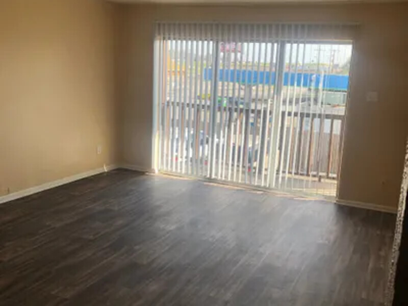 The Regency Apartments in Arlington, TX