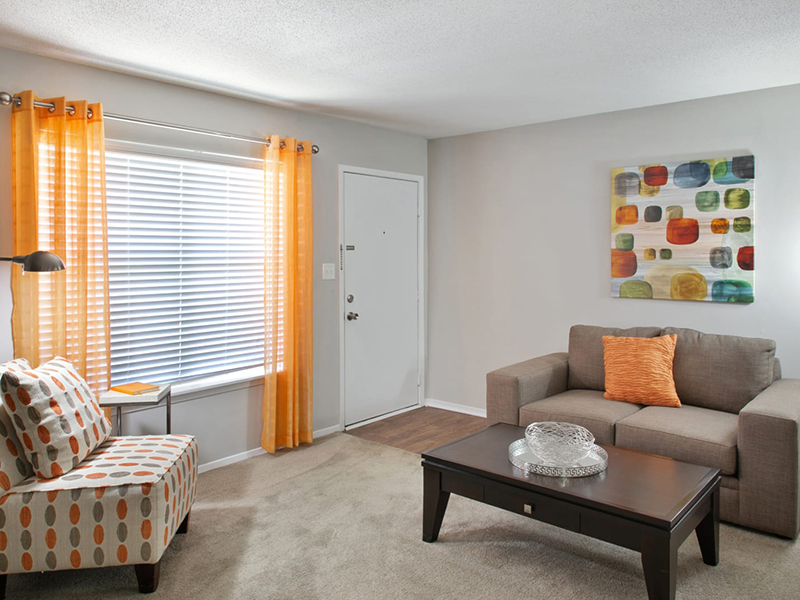 Crestview at Cordova Apartments in Pensacola, FL