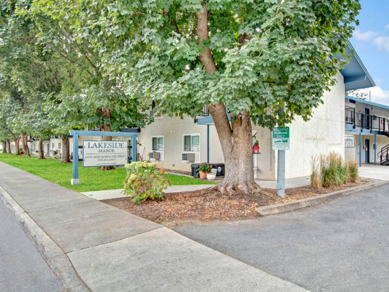 Lakeside Manor Apartments in Coeur d'Alene, ID