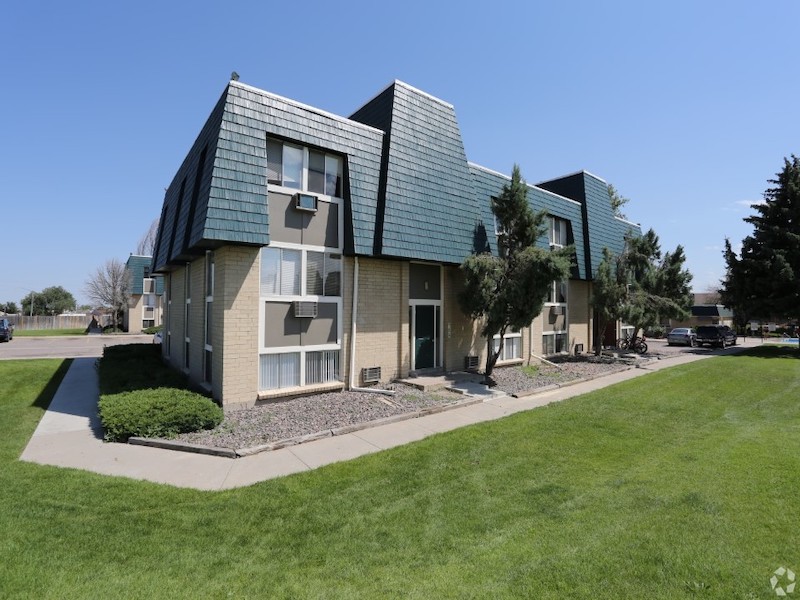 Oxford Pointe Apartments in Thornton, CO