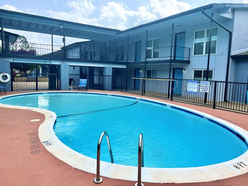 Tuscany Square Apartments in Arlington, TX
