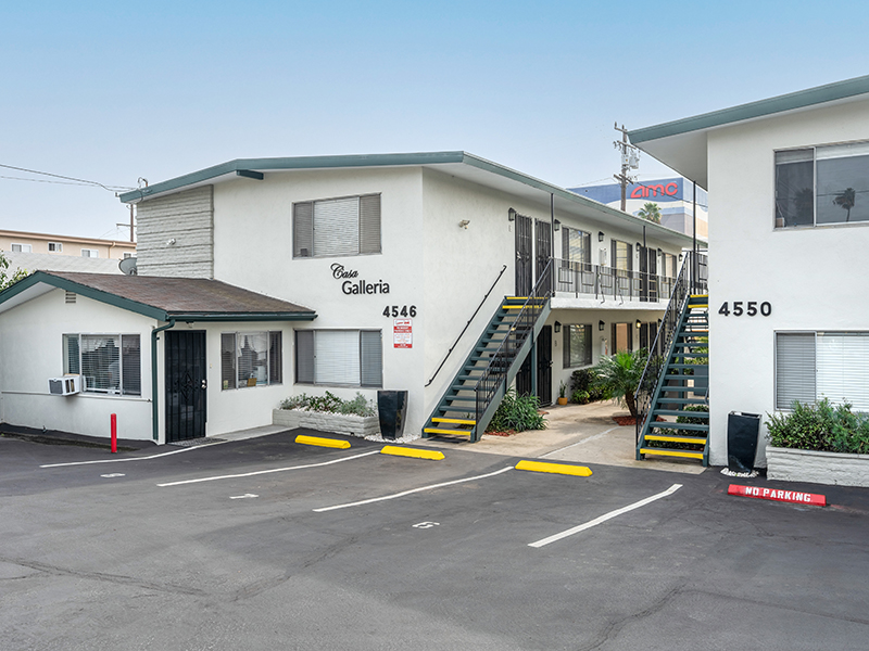 Casa Galleria Apartments in Lawndale, CA